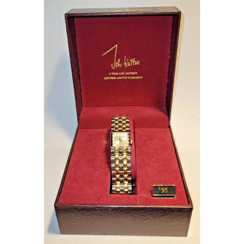 New John Weitz Womens Dress Watch - Never Worn - Gold Tone - New Battery